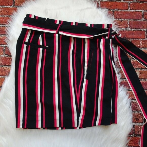 Torrid Women's Paperbag Shorts Waist Tie Belted Stripes Pink Multicolor Plus 18 - Picture 6 of 12